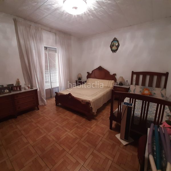 Foto dd3f2750-565c-4e01-88f5-9d4ce868c54f. Casa adossada a Alcúdia de Crespins (l´)