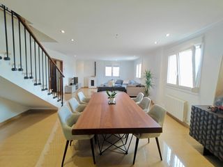 Haus  Avenida ausiàs march. Exclusiva casa en llanera de ranes
