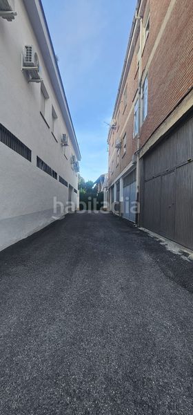 Foto 6fde929d-ea9e-4c65-b455-19d44b9033b1. Aparcament cotxe a Íllora