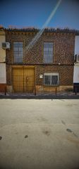 Casa adossada  Calle correos. Casa en venta en pinos puente en el parque del tranvía