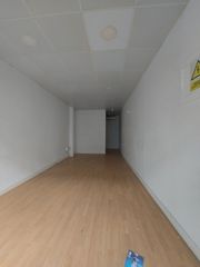Lloguer Local Comercial  Calle niebla. Local en alquiler