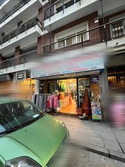 Transfer Business premise  Calle virgen de regla. Se traspasa tienda de alimentación