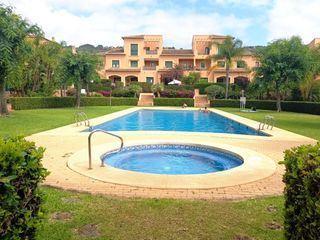 Miete Appartement in Centro Ciudad. Alquiler anual de apartamento en javea