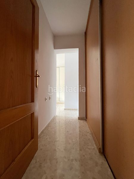 Foto 9e85ea58-bdfa-493d-96c4-6f7eba496d7c. Casa adossada amb aparcament a Benajarafe