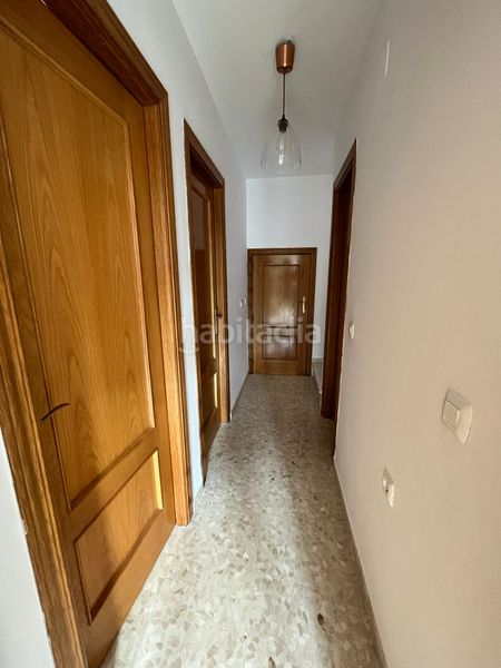 Foto b5e3dc59-98e3-4082-b326-ff3178a789b5. Casa adossada amb aparcament a Benajarafe