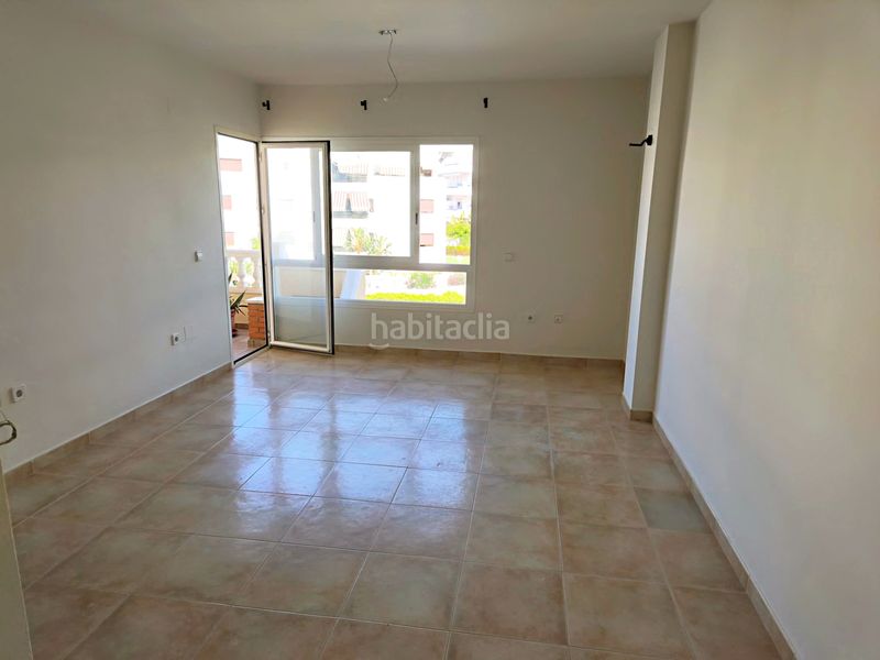 Foto 05584265-8b62-490c-bccb-07efbe18ce36. Piso en El Peñoncillo Torrox