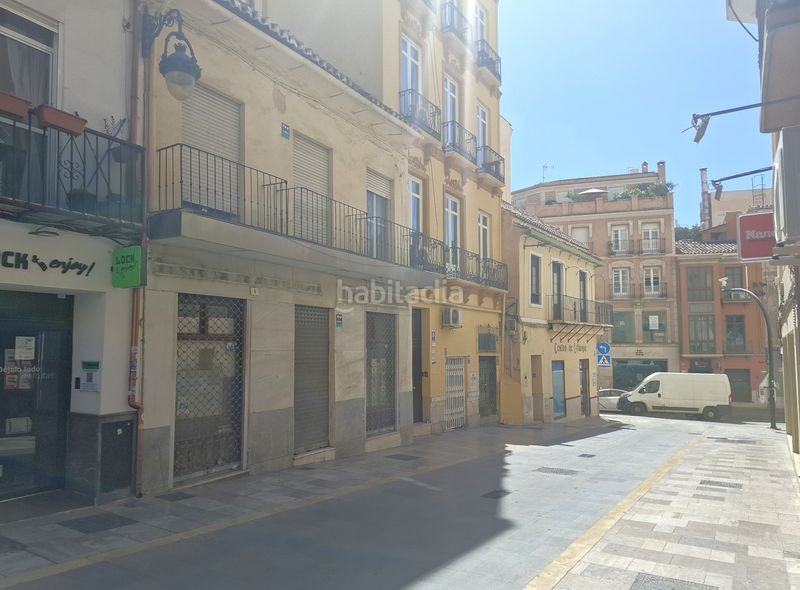 Foto 412e99b0-39f0-4411-a234-d2bf814e84d5. Edificio in La Merced Málaga