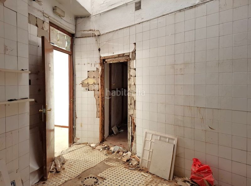 Foto fb6984de-00d8-42e0-8785-a62895fd1edf. Edificio in La Merced Málaga