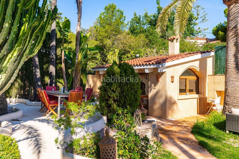 Foto 2391757c-f219-45ae-a8dd-fee567038629. Chalet en Coloma Nucia (la)