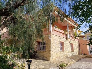 Xalet  Calle pinsà 27