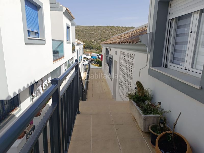 Foto a7748542-38d7-48ff-b350-d7ba93539ce5. Pis amb piscina a Coloma Nucia (la)