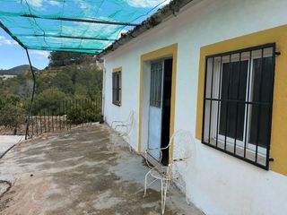 Masia  Partida les tronetes