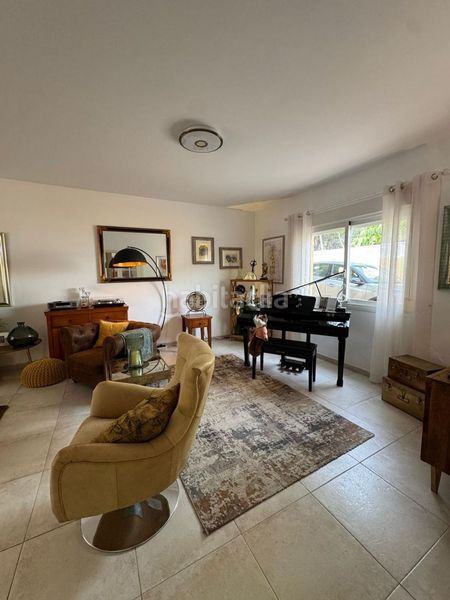 Foto ee78d184-8be8-4858-99bc-2dc05d400efa. Chalet con piscina in L´Albir Alfàs del Pi (l´)