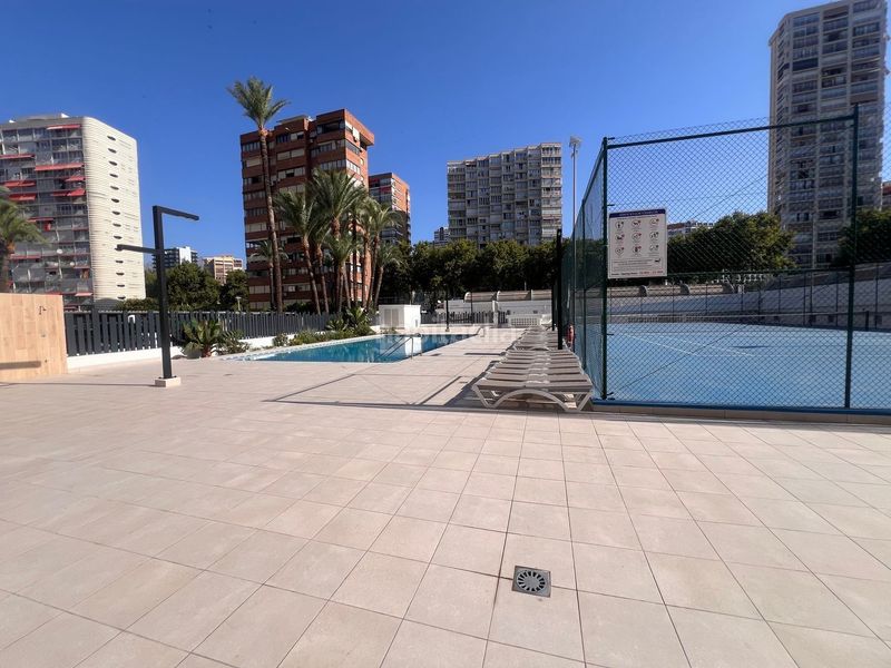 Foto 8d332c27-27dc-41ab-88be-260a90a948aa. Pis amb aparcament piscina a Playa Levante Benidorm