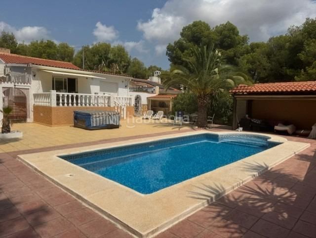 Foto 477b1c9c-d134-4d6b-882d-57a1c7d88ebd. Xalet a Varadero Nucia (la)