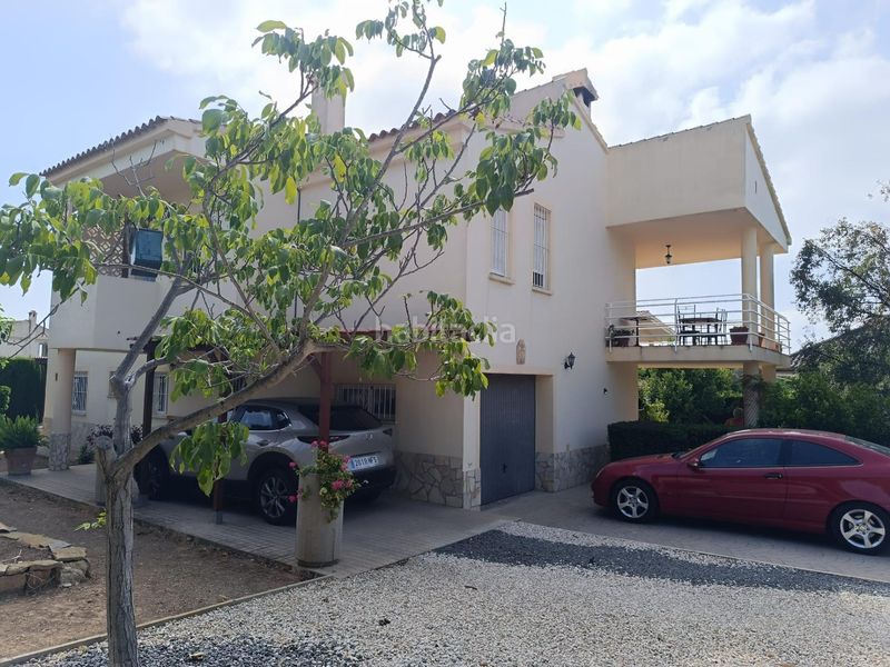 Foto 0d72fa19-181f-4eb0-b2aa-9d78862ead96. Xalet amb aparcament piscina a Varadero Nucia (la)