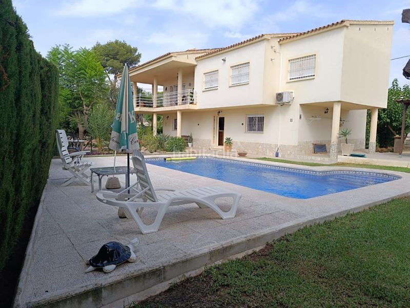 Foto 41243d6a-a4ce-464e-9d83-9d8f8c53108b. Xalet amb aparcament piscina a Varadero Nucia (la)