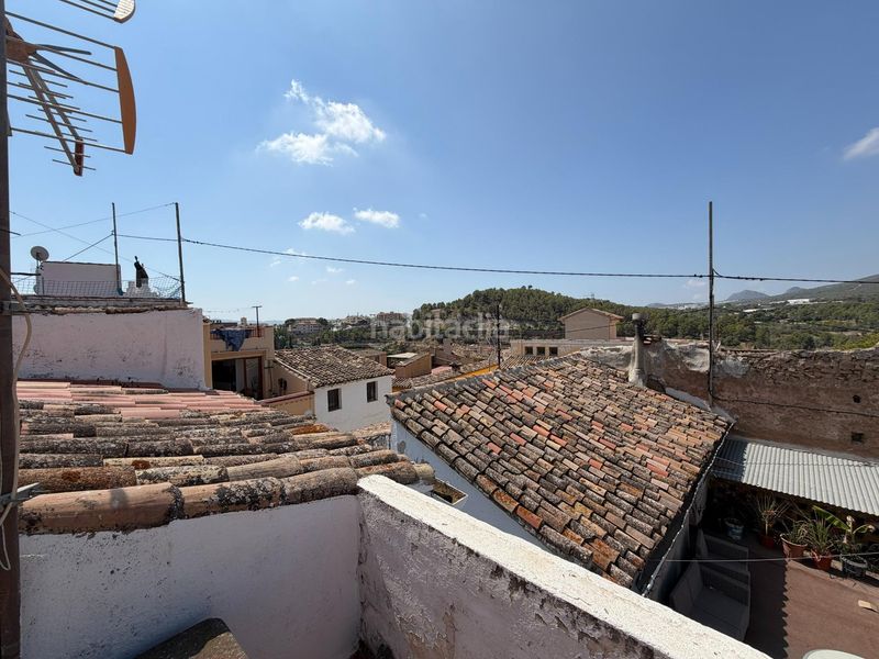 Foto 70d0c2d5-f04e-403a-9bad-489af51f951f. Masia amb aparcament a Casco urbano Polop