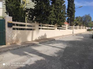 Chalet in Rincón Bajo. Chalet en zona residencial de benidorm