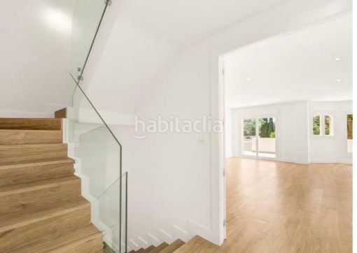Foto 884c5234-10c0-49ad-98b8-e29735c69049. Casa adossada amb calefacció aparcament piscina a Marbella