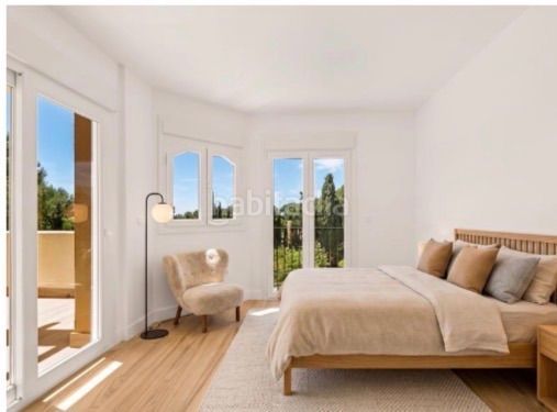 Foto a3663273-7e00-4308-ba91-5abbd5f5c2fd. Casa adossada amb calefacció aparcament piscina a Marbella