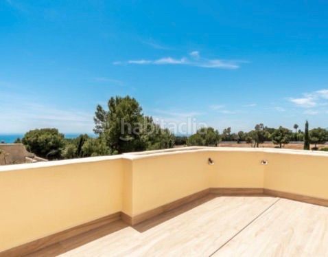 Foto c3cf0835-8a5b-458f-93b4-107d3a4d7d9d. Casa adossada amb calefacció aparcament piscina a Marbella