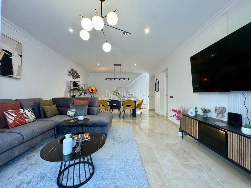 Foto aaae4e87-a5a2-49e2-830d-cc14ed9bf129. Lloguer casa amb calefacció piscina a Nueva Andalucía centro Marbella