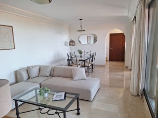 Lloguer Apartament a Calahonda. Espectacular apartamento de 2 dormitorios y 2 baños, amueblado,