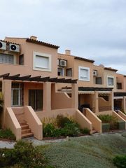 Rent Semi detached house in Calahonda. Casa adosada larga temporada , entrada ya!