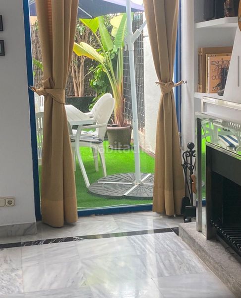 Foto a2b99f5a-5798-4b03-9414-728be81a402e. Lloguer dúplex amb calefacció piscina a Playa de la Fontanilla Marbella
