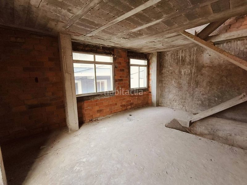 Foto a1a8fea4-3a6e-4b17-892a-7f9aa6c994e2. Casa a calle real 24 a Cariño