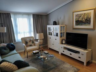 Appartement  Calle río sil. Apartamento a estrenar,  amueblado y situado en 1ª linea de mar.
