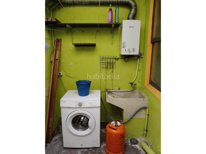Foto 3bc7a134-6169-4d29-9c57-6bb051e2be97. Casa a calle centeas 26 a Cariño