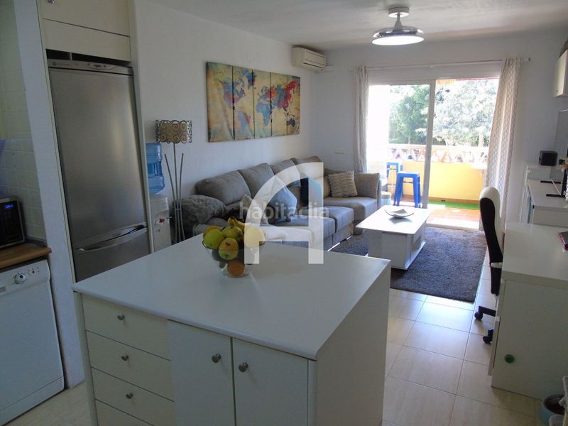 Foto a2350e11-7a0b-4941-9079-925210f947dc. Pis amb calefacció aparcament piscina a Los Pacos Fuengirola
