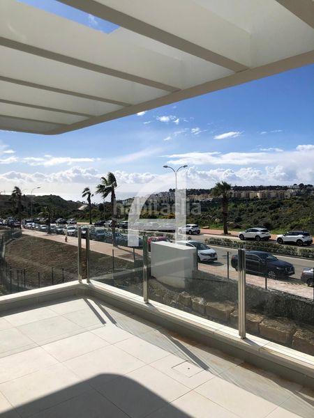 Foto 6fa5f765-d809-4dc4-88c8-05d772817cdc. Dúplex amb calefacció aparcament piscina a Riviera del Sol Mijas