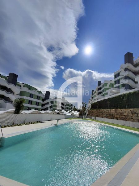 Foto a96defec-b82a-4688-b26d-85b9e025f89e. Dúplex amb calefacció aparcament piscina a Riviera del Sol Mijas