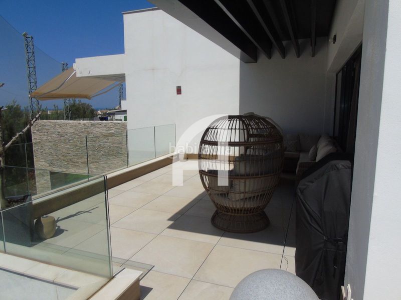 Foto d3f63f98-8a30-4288-bf98-a3719c05b5dc. Àtic amb calefacció aparcament piscina a Cabopino - Artola Marbella