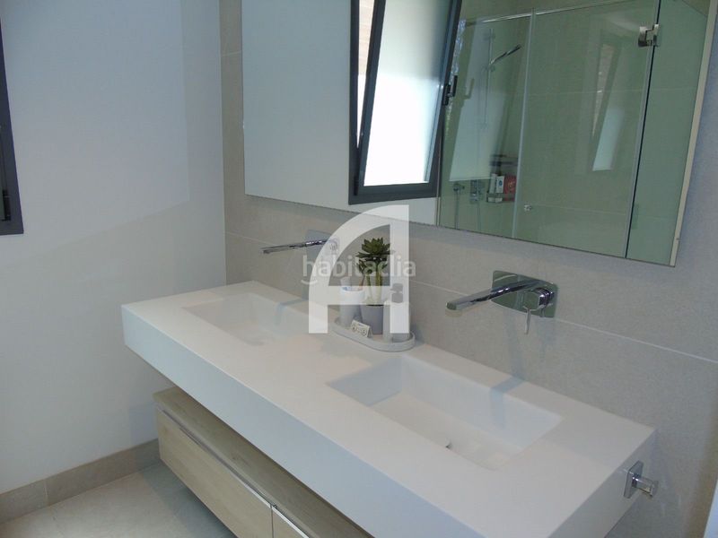 Foto ed3c6164-f714-423e-84f5-2e88ef9beac0. Àtic amb calefacció aparcament piscina a Cabopino - Artola Marbella