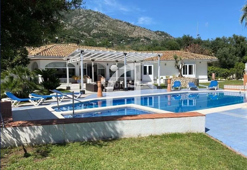 Foto 6e2c5432-3836-44d9-bb54-5ed954185a71. Alquiler chalet fantástica casa rural cerca pueblo en Mijas