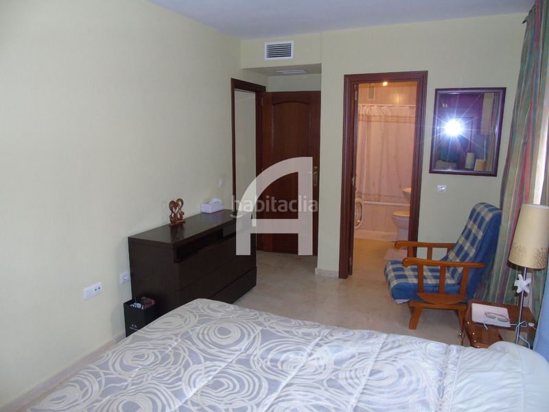 Foto e9af30af-f758-4d0e-b0ae-041dfdf10826. Pis amb calefacció piscina a Los Boliches Fuengirola