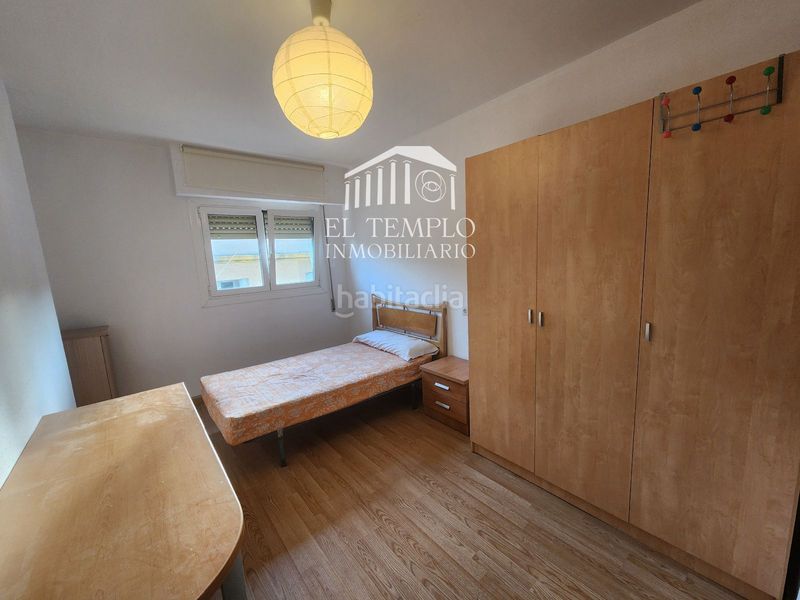 Foto 199e1b15-2317-42b6-9c06-d37a7e72c16d. Flat with parking in Onil