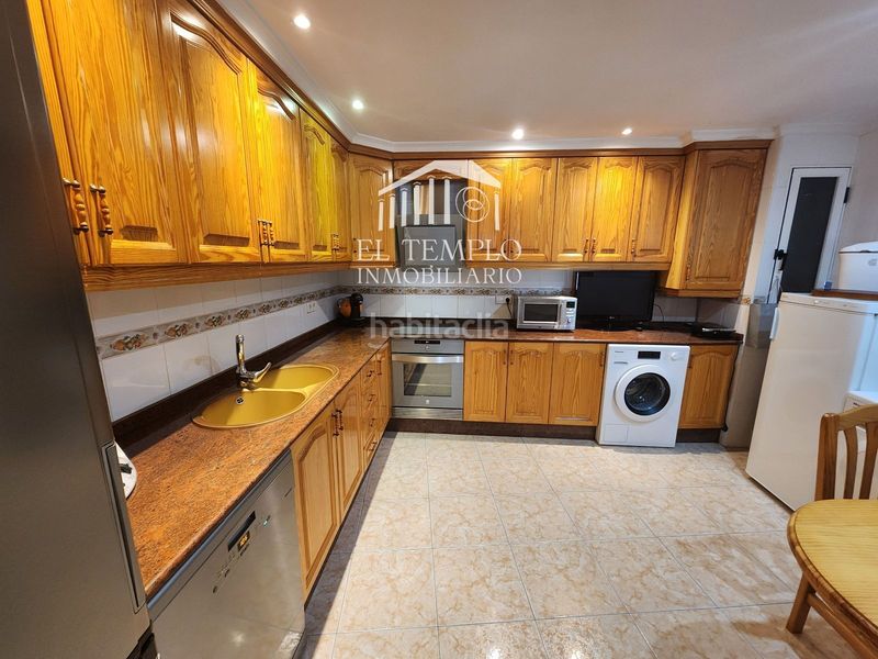 Foto 6a16ccd8-519d-4335-aeb7-2711dbd95e7b. Casa a Onil