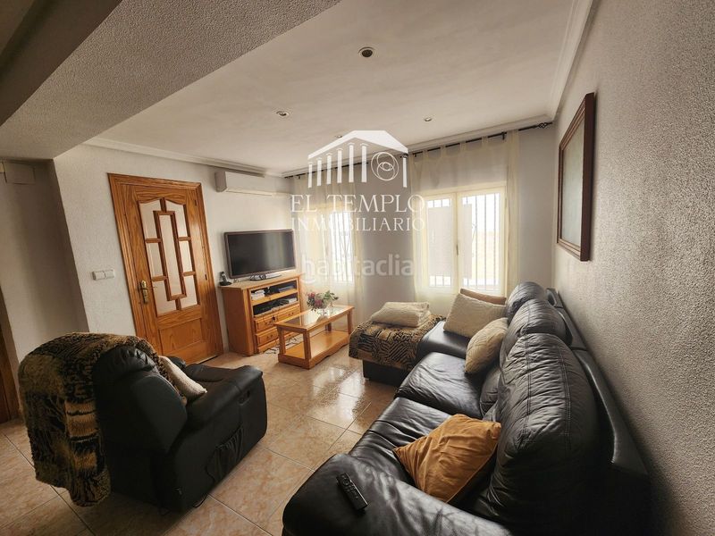 Foto 8c9a6b7a-f5ff-4f37-b884-3de8c2554897. Casa a Onil