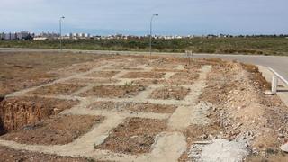Terreny residencial a Platja de Mont-roig. Gran parcela esquinera