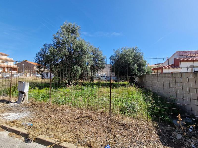 Foto 028db26a-56dd-48f5-8ca1-2ecd5cd044e4. Terreno residencial terreno esquinero en urbanización en Mont-roig del Camp