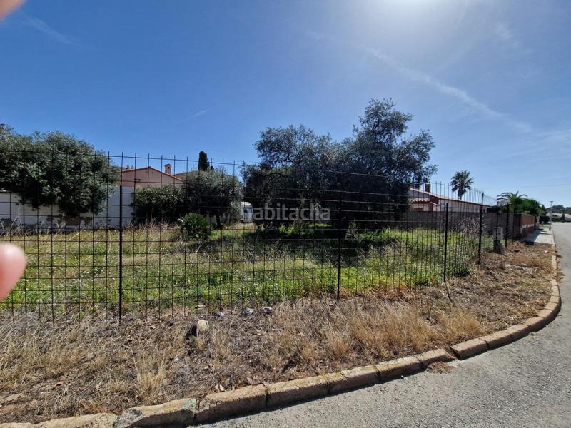 Foto ca964fd0-4c58-4262-8aa3-87c7ae5c81b8. Terreno residencial terreno esquinero en urbanización en Mont-roig del Camp