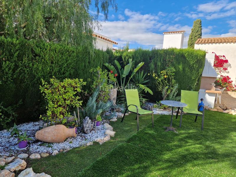 Foto 46b4627f-47ab-4ce5-8bd2-327531373766. Chalet bonito chalet con licencia turística ! en Centre Miami Platja