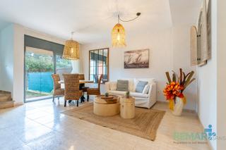 Duplex  Calle tramuntana. Dúplex con parking y trastero incluído a 5 minutos a pie de play