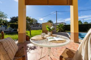 Xalet  Carrer deu horus del. Espectacular chalet en montroig del camp con piscina y amplio ja