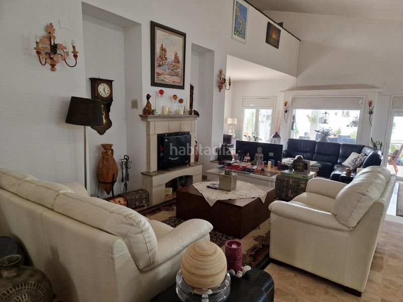 Foto f4beb704-ed6f-4bf8-98ac-31436a5fa2fb. Chalet espectacular chalet en zona tranquila con piscina y terraza en Mont-roig del Camp